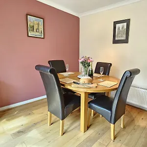 Beckside - Dog Friendly One Bed York